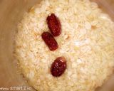 A picture of step 1 of Fruit barley poridge.