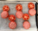A picture of step 4 of Tomato Meat Cup.