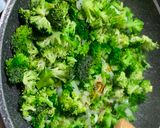 Foto del paso 1 de la receta: Tortilla de boniato y brócoli para bebés