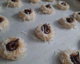 Foto langkah ke 7 dari resep Thumbprint Coklat.