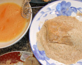 Foto del paso 2 de la receta: Milanesas de merluza al limón