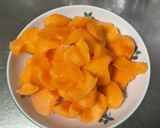Une image de l'étape 2 de Melon au jambon cru de la forêt noire.