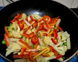 A picture of step 3 of Gajar-Matar ki Sabzi.