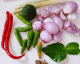 Foto langkah ke 4 dari resep Ayam Sambal Matah.