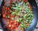 Sült, paradicsomos, virslis, penne recept fázis 4 fotója