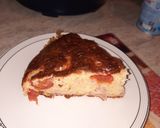 Une image de l'étape 2 de Cake salé aux petites tomates cerise lardon gruyère.