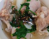 Hình bước làm 2 của món Canh đuôi heo hầm củ cải trắng