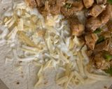 صورة لخطوة 2 من وصفة كساديا الدجاج 🌮🧀