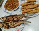 Foto langkah ke 8 dari resep Tumis kecap kentang jamur.