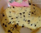 Foto langkah ke 3 dari resep Vanilla Chocochip Cookies.