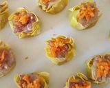 A picture of step 3 of Shrimp Pork Shumai.