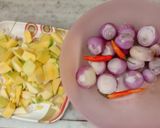 A picture of step 1 of Raw Mango Chutney.