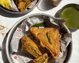 A picture of step 6 of Bread Pakoda.