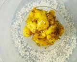 A picture of step 7 of Sesame chilli potato.