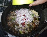 A picture of step 3 of Aaloo timatar ki sabzi.