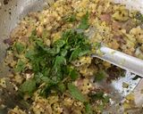 A picture of step 4 of Keto Upma.