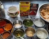 A picture of step 1 of Crispy Yam fritters suranche chaap veg crispy Yam fish fry.