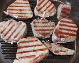 Tonhal steak friss salátával recept fázis 2 fotója