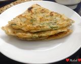 आलू हरा प्याज़ की लच्छा पराठा (aloo hara pyaz ki laccha paratha recipe in Hindi) रेसिपी चरण 9 फोटो