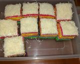 Foto langkah ke 8 dari resep Rainbow cake kukus Ny. Liem.