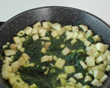 Foto del paso 2 de la receta: Tortilla de berenjena y espinacas 🍆🌿