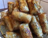 A picture of step 5 of Nem rán (Chả giò – Vietnamese Fried Spring Rolls).