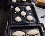 Foto del paso 4 de la receta: Bolillos y galletas