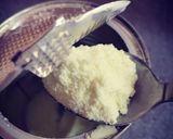 صورة لخطوة 3 من وصفة معمول العيد بالتمر