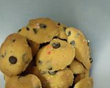 Foto langkah ke 3 dari resep Vanilla Chocochips Cookies.