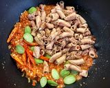 Foto langkah ke 3 dari resep Cumi Asin Balado.
