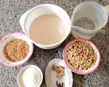 A picture of step 1 of Peanut pudding with wheat grains.