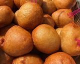 A picture of step 3 of The best puffy balls ever.