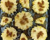 अपसाइड डाउन पाइनएप्पल केक (Upside down pineapple cake recipe in Hindi) रेसिपी चरण 2 फोटो