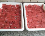 Foto langkah ke 5 dari resep Kerupuk Merah, Anti Gagal.