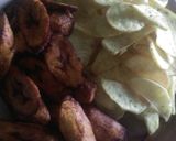 A picture of step 3 of Fry plantain & potato.
