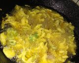 A picture of step 2 of Knorr Chicken cube pakoray 😋.