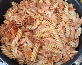 Foto del paso 3 de la receta: Pasta con pollo en salsa de soya