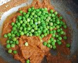 A picture of step 2 of Malai Matar Paneer.
