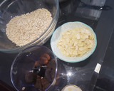 Foto del paso 1 de la receta: Galletas flapjack de avena con miel y semillas