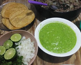 Foto del paso 3 de la receta: Salsa verde cremosa