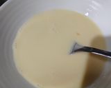 Foto langkah ke 2 dari resep Roti bakar mozzarella.