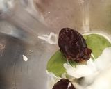 Une image de l'étape 2 de Smoothie avocat dattes MEDJOUL.