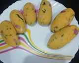 A picture of step 4 of Semolina Rolls.
