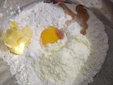 Donat susu madu santan (donat SMS)