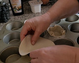 Foto del paso 3 de la receta: Tartaletas con yogur, melocotón y arándanos