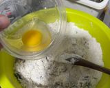Gambar langkah 2 resipi Kuih Gunting.