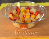 صورة لخطوة 3 من وصفة حلى بالجيلي والفواكه 🍍🍓🥭🍒