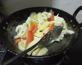 A picture of step 2 of Restaurant Style Sookhi Aloo Gobhi.