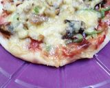 A picture of step 4 of Small piza #valentinedish.