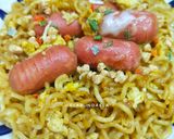 Foto langkah ke 4 dari resep Mie Goreng Mozarella.